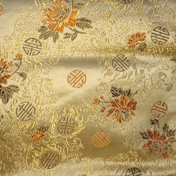 Gold Asian Purse - Picture 2 of 5